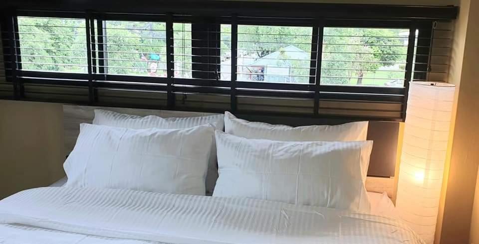 The Lantern Suites Ban Song Hong Exterior photo