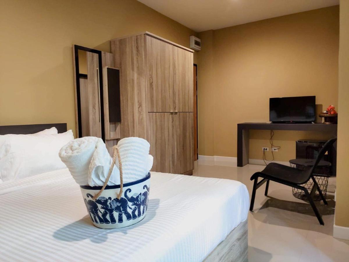 The Lantern Suites Ban Song Hong Exterior photo