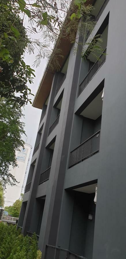 The Lantern Suites Ban Song Hong Exterior photo