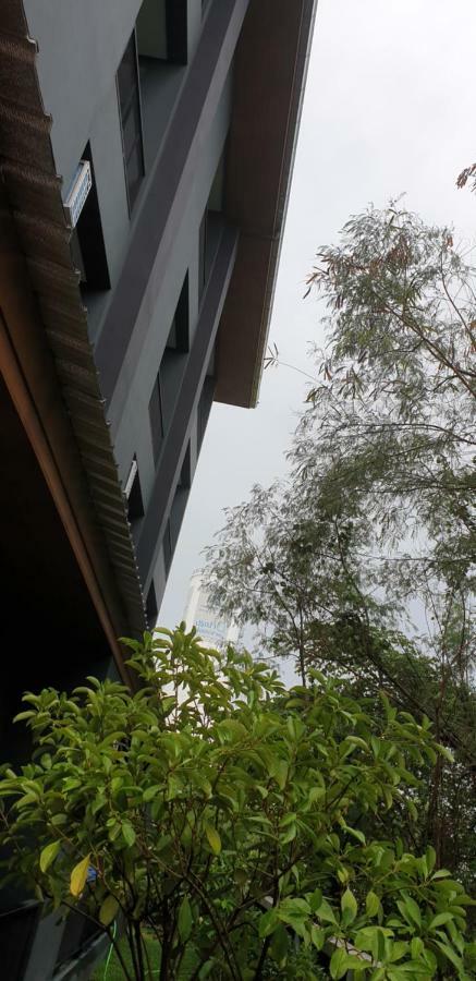 The Lantern Suites Ban Song Hong Exterior photo
