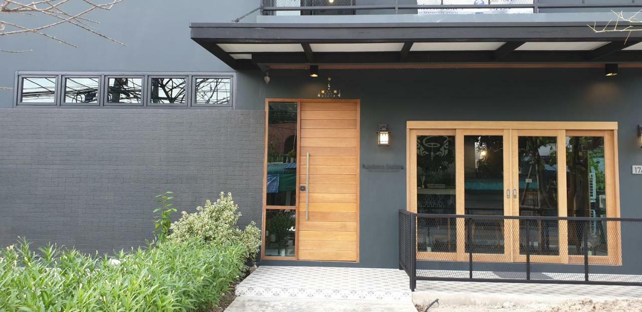 The Lantern Suites Ban Song Hong Exterior photo